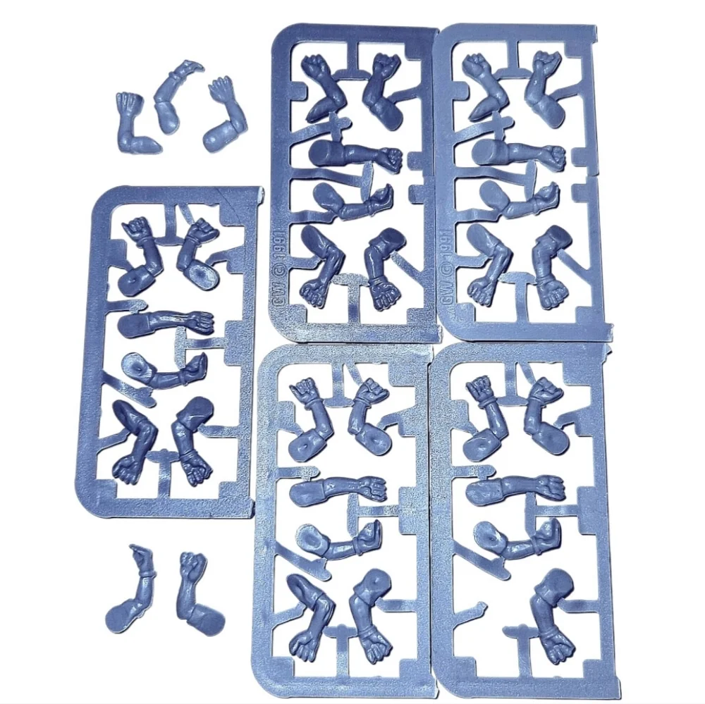 Vintage Warhammer 40K Rogue Trader Space Orks Arms Sprue 1991 34 Arms Plastic